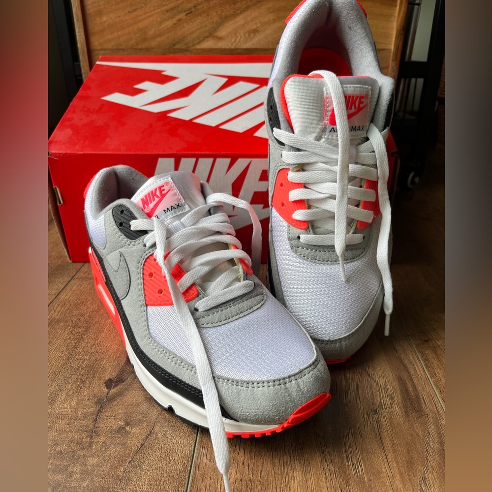 Nike Air Max 90 Infrared, sz 10.5